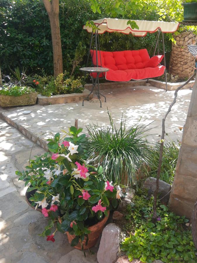 Sea-Side Old Stone Villa With A Private Garden Budva Exteriör bild