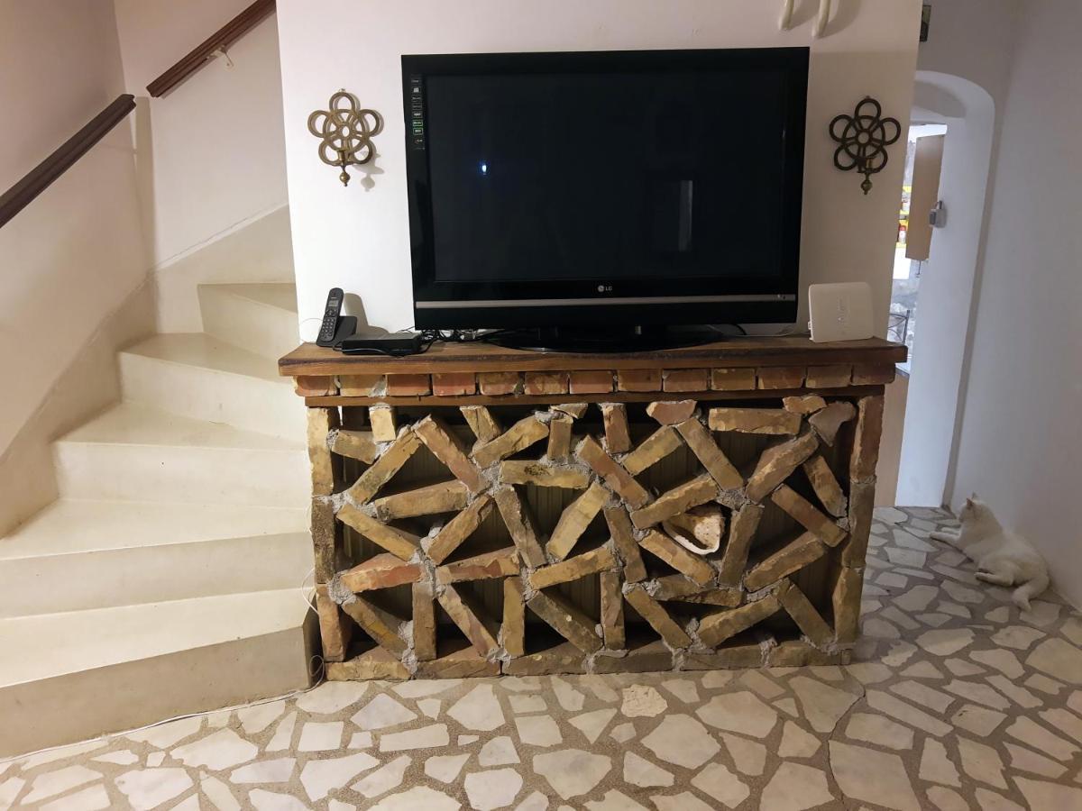 Sea-Side Old Stone Villa With A Private Garden Budva Exteriör bild
