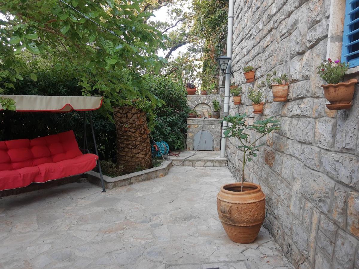 Sea-Side Old Stone Villa With A Private Garden Budva Exteriör bild
